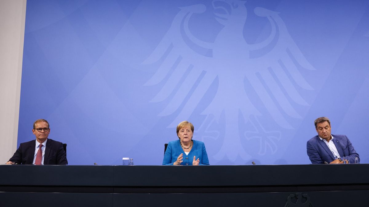 Německo přestane proplácet testy. Očkujte se, vzkázala Merkelová